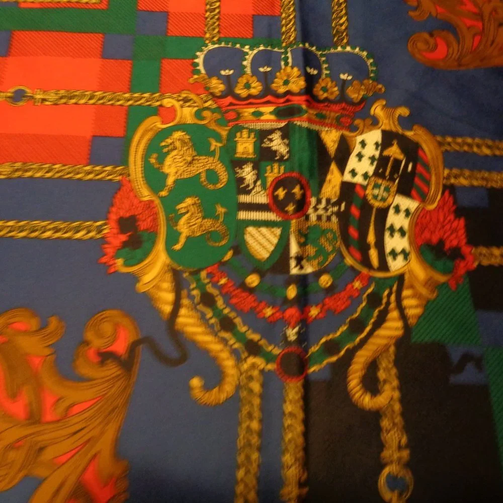 ITALY KINGLY QUEENLY BIG SCARF
